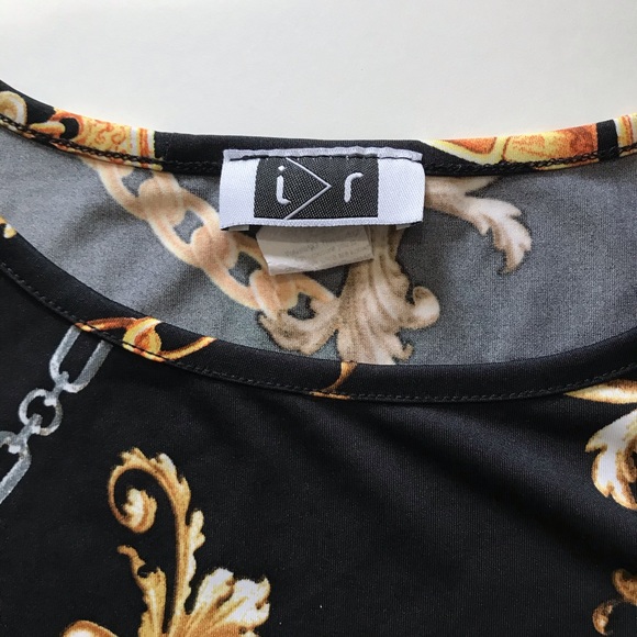 3/$25 90’s Vintage Crop Top - Picture 4 of 9